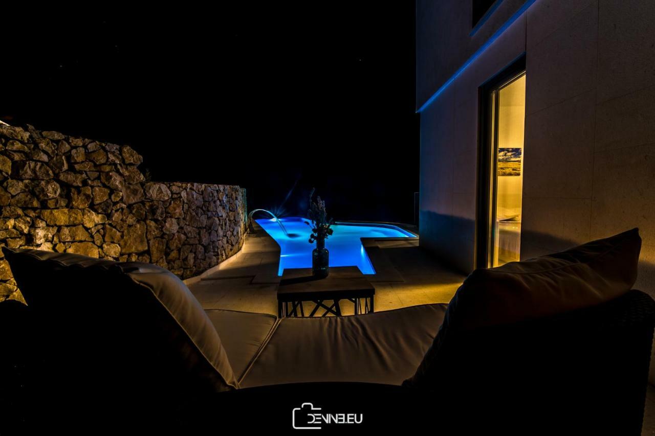 Villa Madomi Кустичі Екстер'єр фото