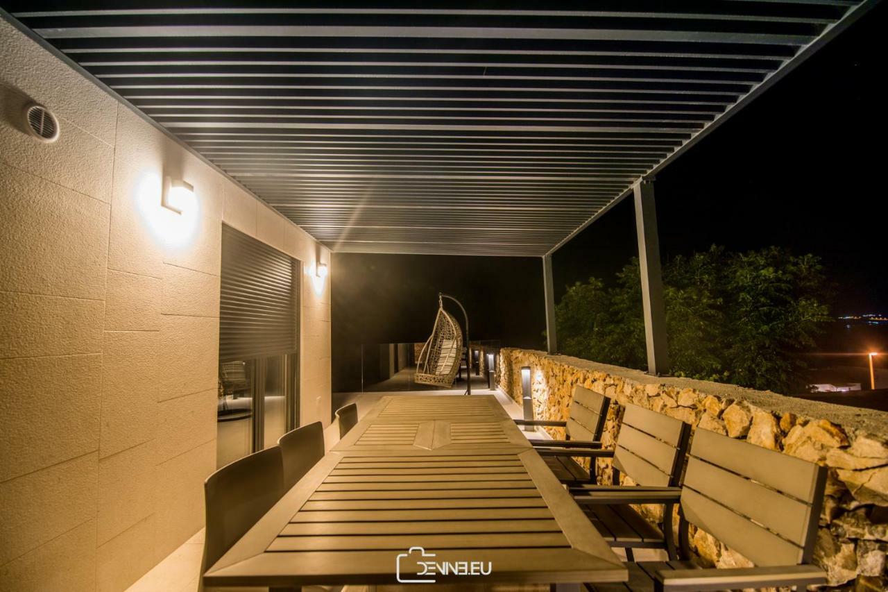Villa Madomi Кустичі Екстер'єр фото