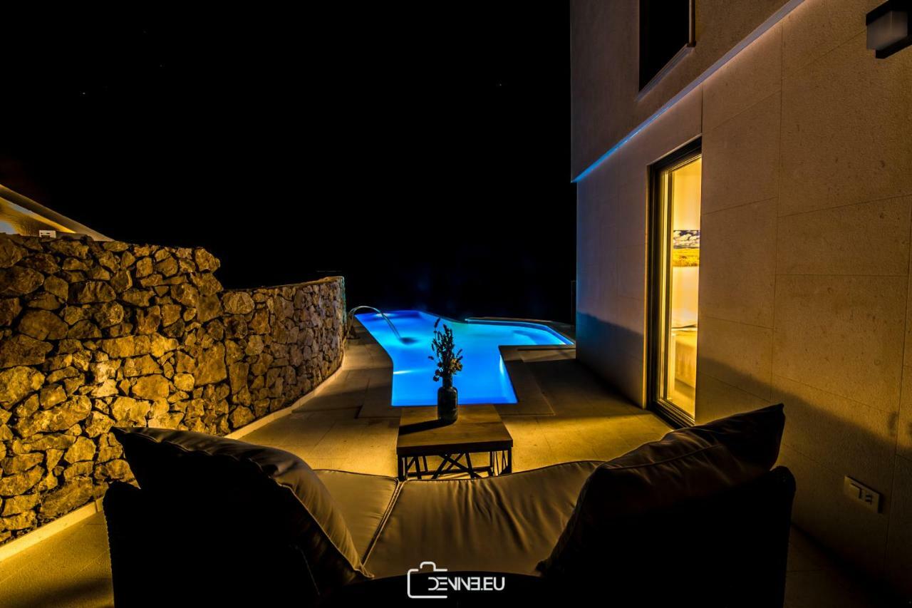 Villa Madomi Кустичі Екстер'єр фото